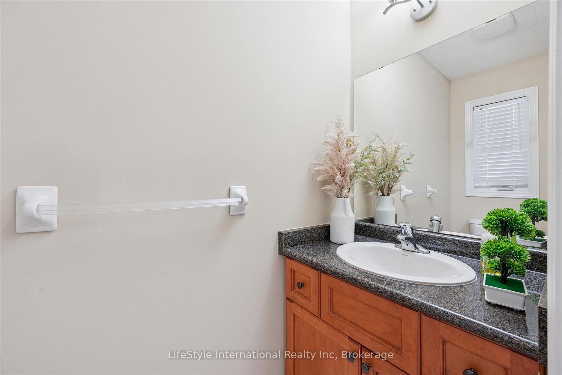 Photo 20 of 47 Hasler Crescent, Guelph, Pineridge/Westminster Woods — HOMEH