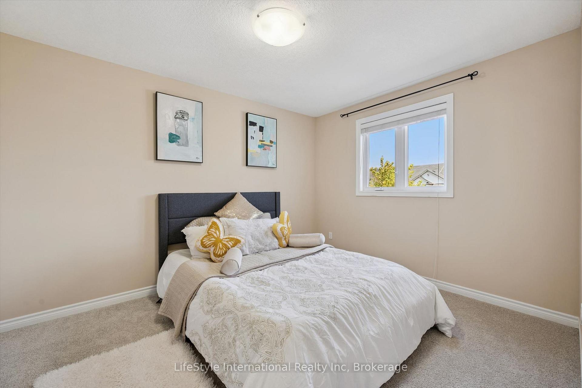Photo 24 of 47 Hasler Crescent, Guelph, Pineridge/Westminster Woods — HOMEH