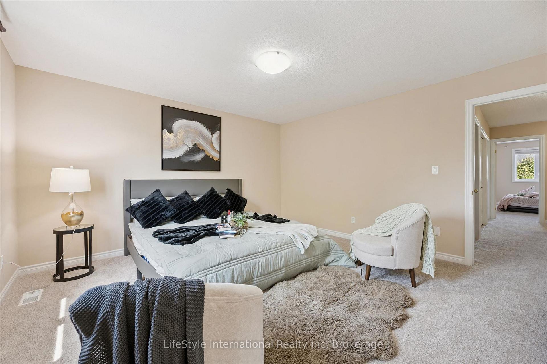 Photo 29 of 47 Hasler Crescent, Guelph, Pineridge/Westminster Woods — HOMEH