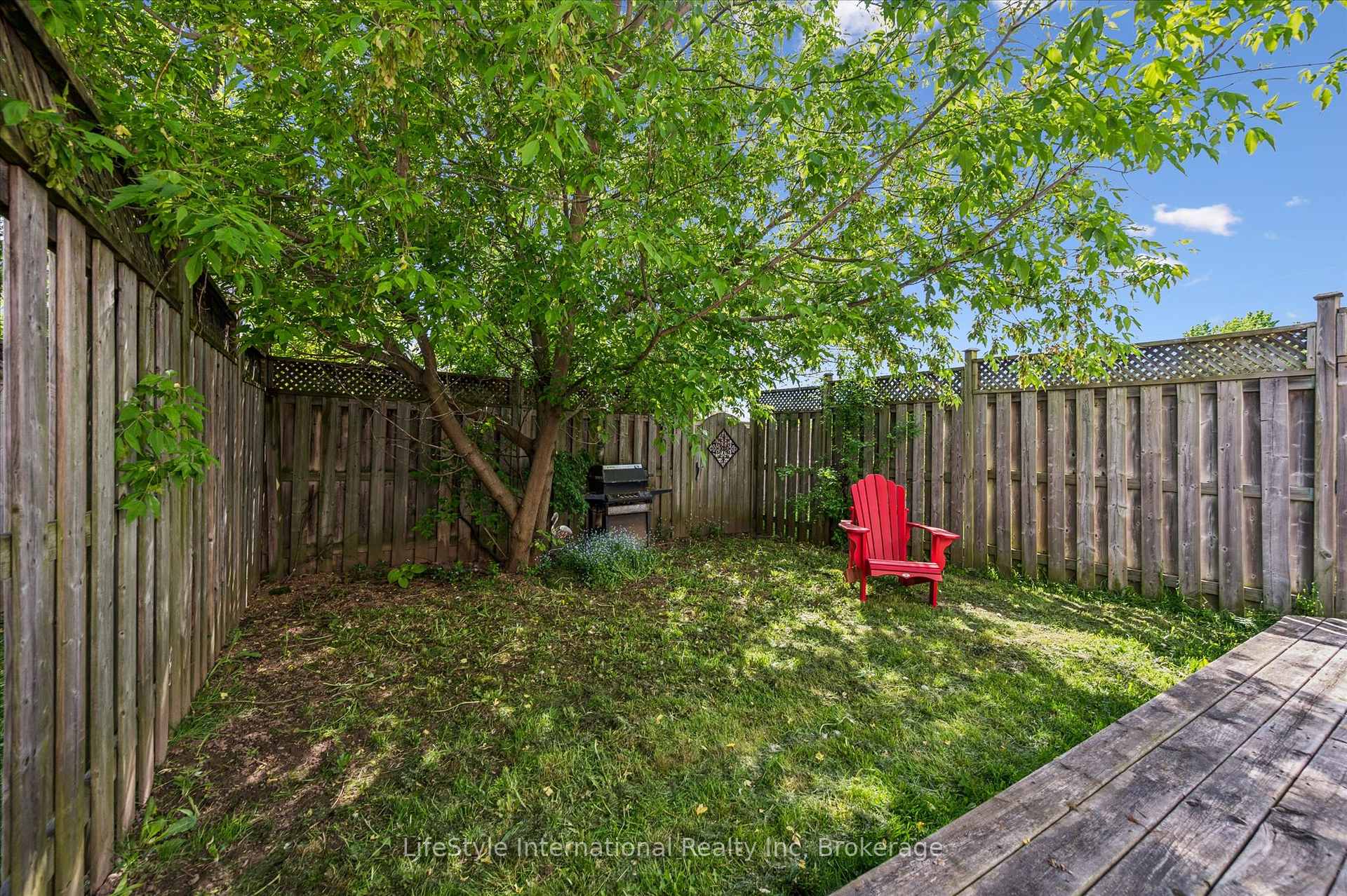 Photo 39 of 47 Hasler Crescent, Guelph, Pineridge/Westminster Woods — HOMEH
