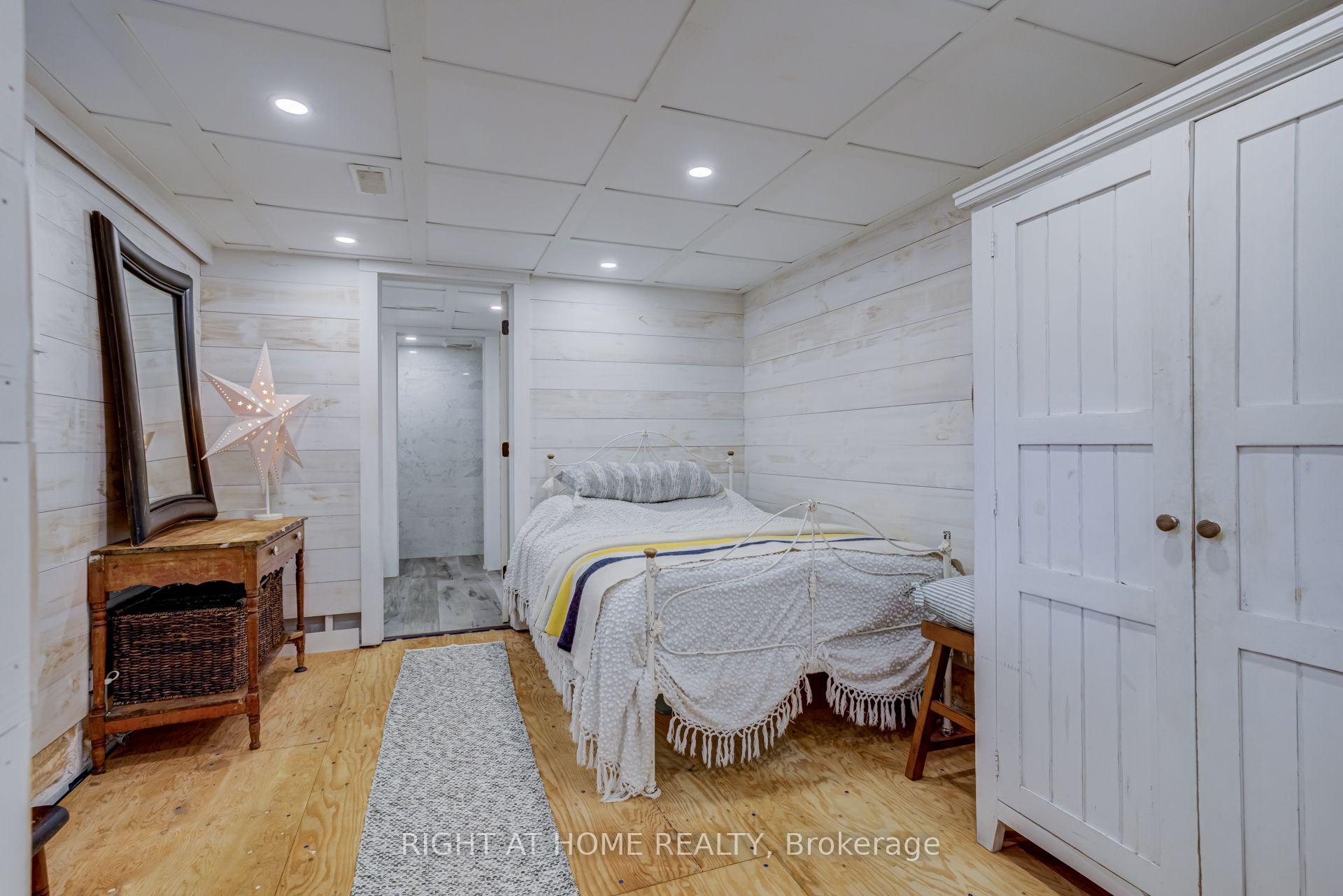 Photo 18 of 1627 Rometown Drive, Mississauga, Lakeview — HOMEH