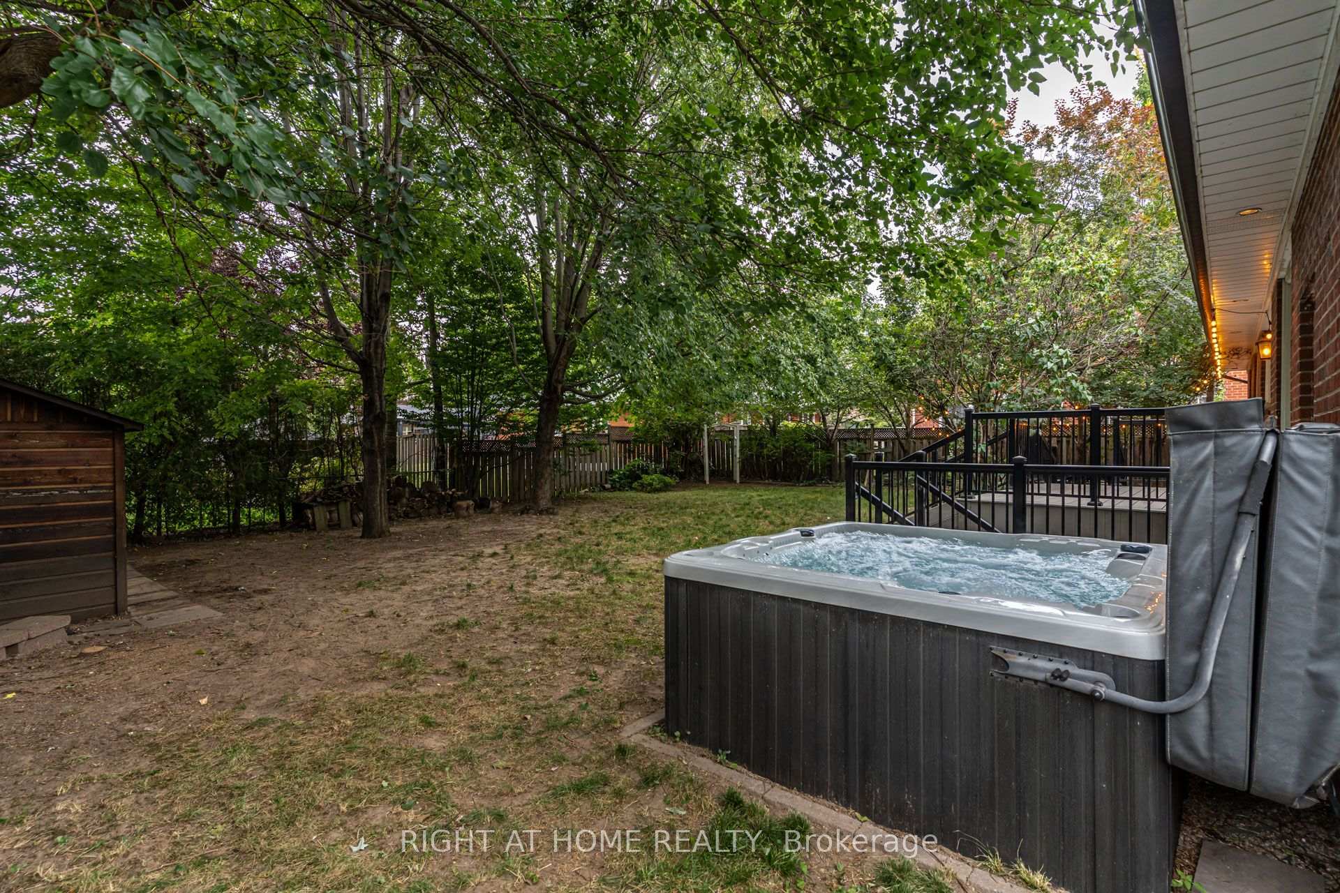 Photo 29 of 1627 Rometown Drive, Mississauga, Lakeview — HOMEH