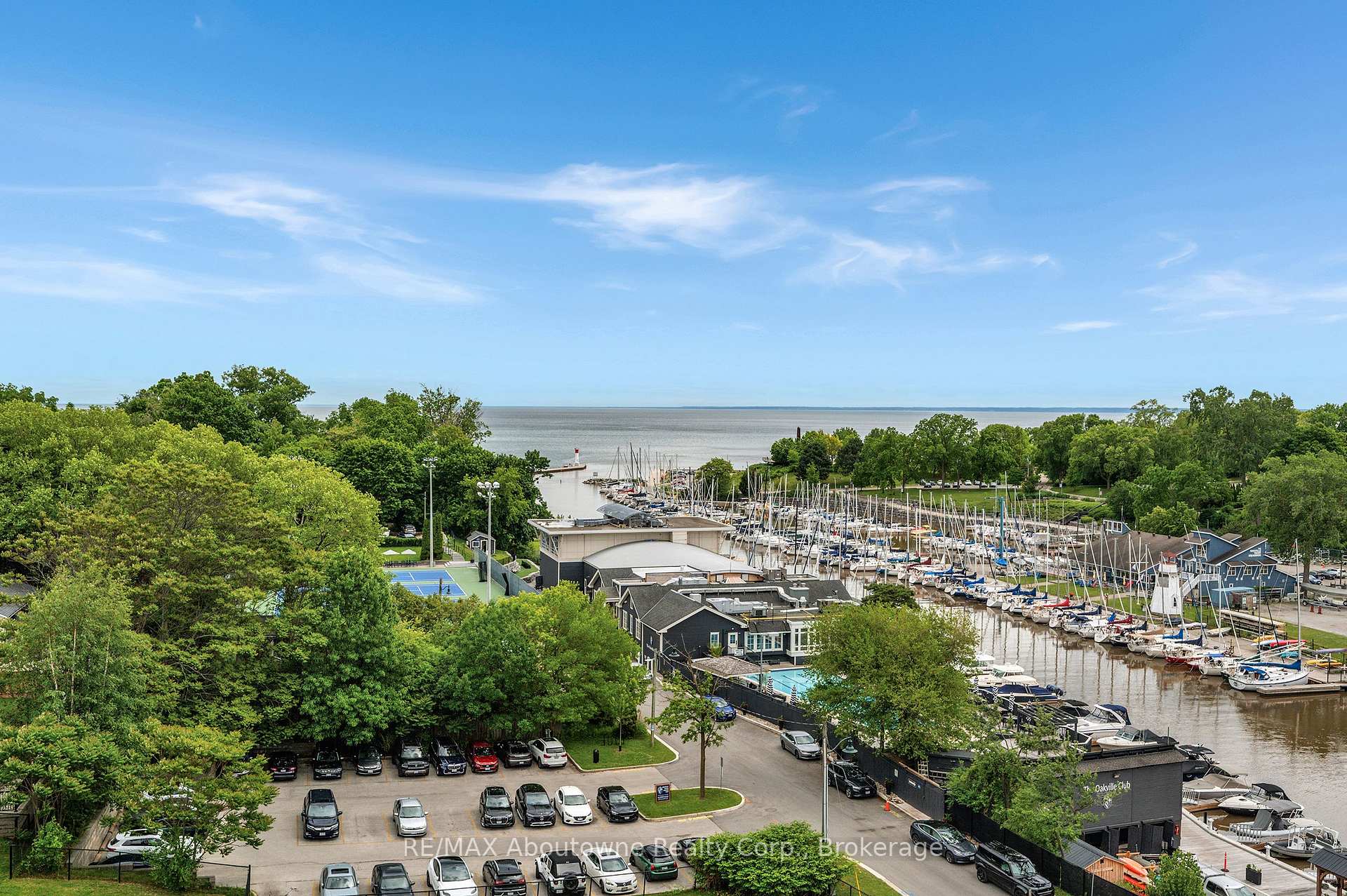 Photo 2 of Unit 1105, 100 Lakeshore Road E, Oakville, Old Oakville — HOMEH
