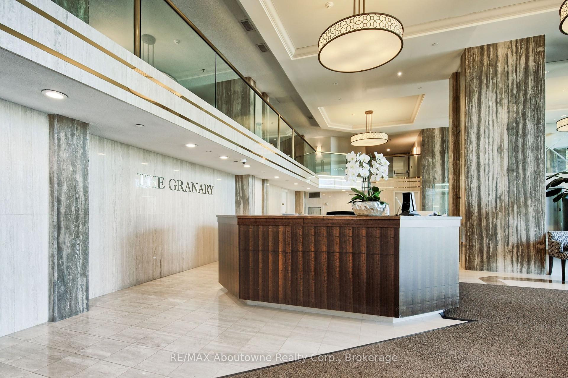 Photo 20 of Unit 1105, 100 Lakeshore Road E, Oakville, Old Oakville — HOMEH