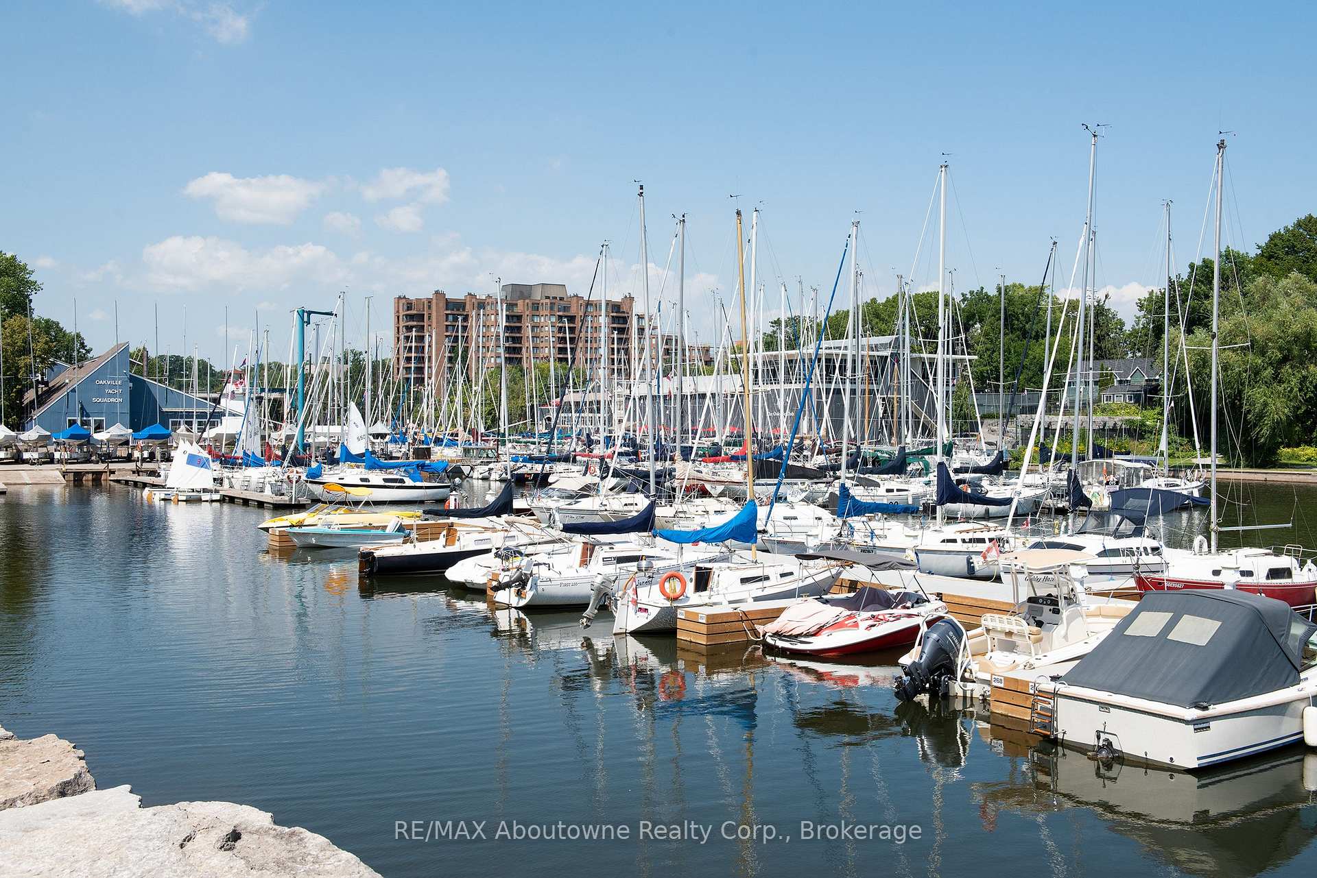 Photo 26 of Unit 1105, 100 Lakeshore Road E, Oakville, Old Oakville — HOMEH