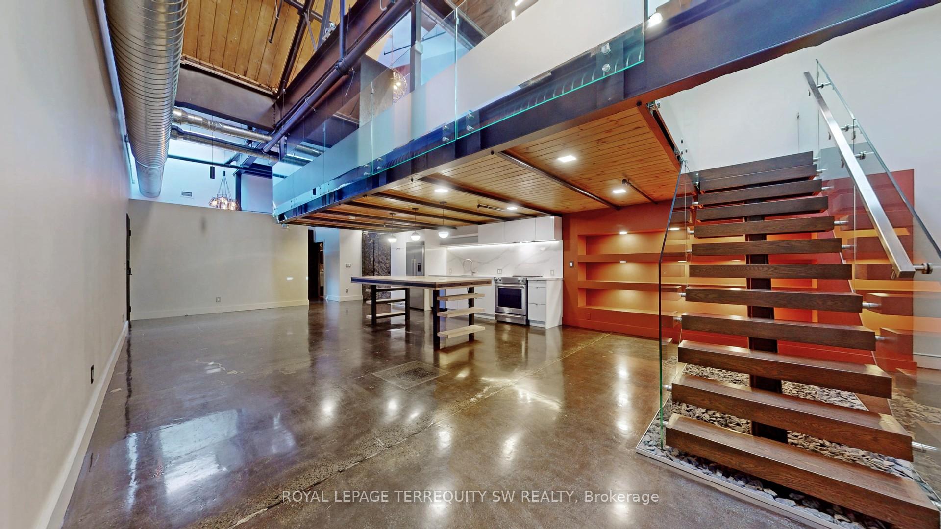 Photo of Unit 124, 326 Carlaw Avenue
