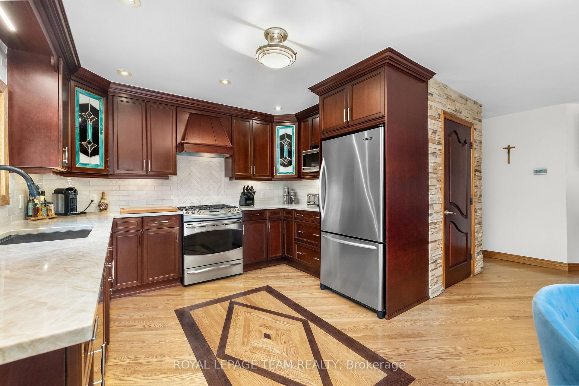 Photo 6 of 6100 Gough Road, Ottawa, Greely — HOMEH