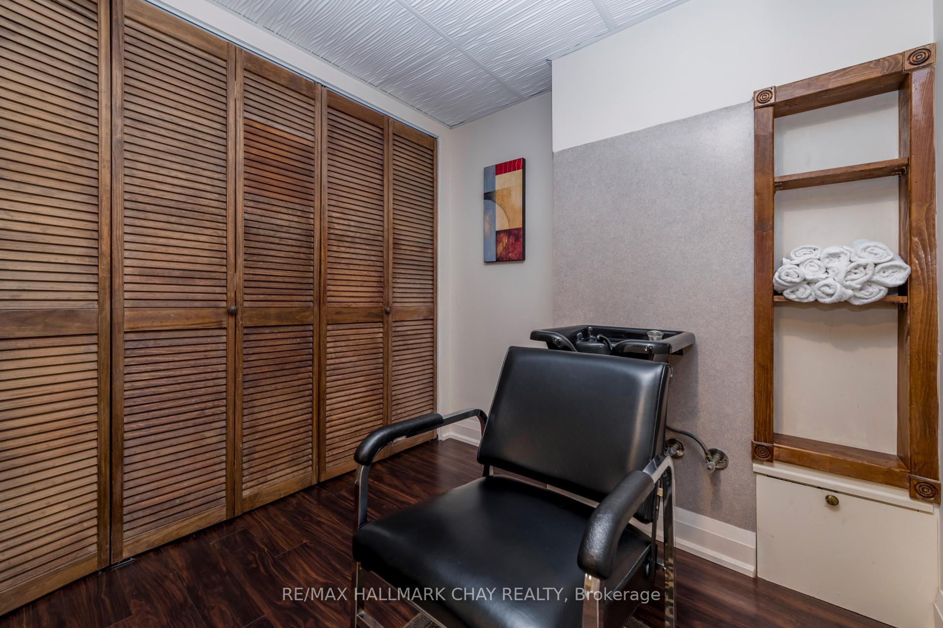Photo 25 of 22 Peter Street, Barrie, Ardagh — HOMEH