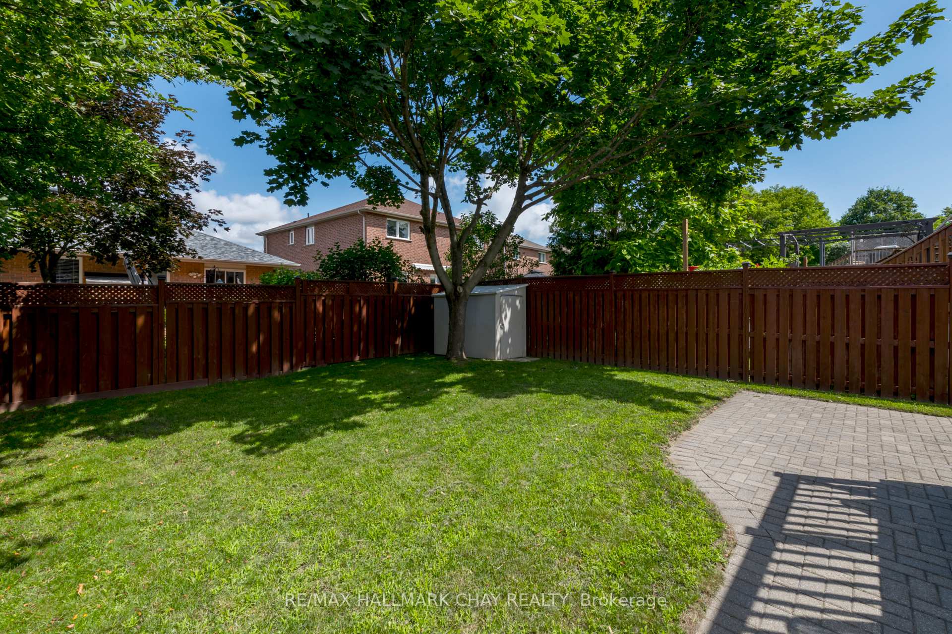 Photo 31 of 22 Peter Street, Barrie, Ardagh — HOMEH