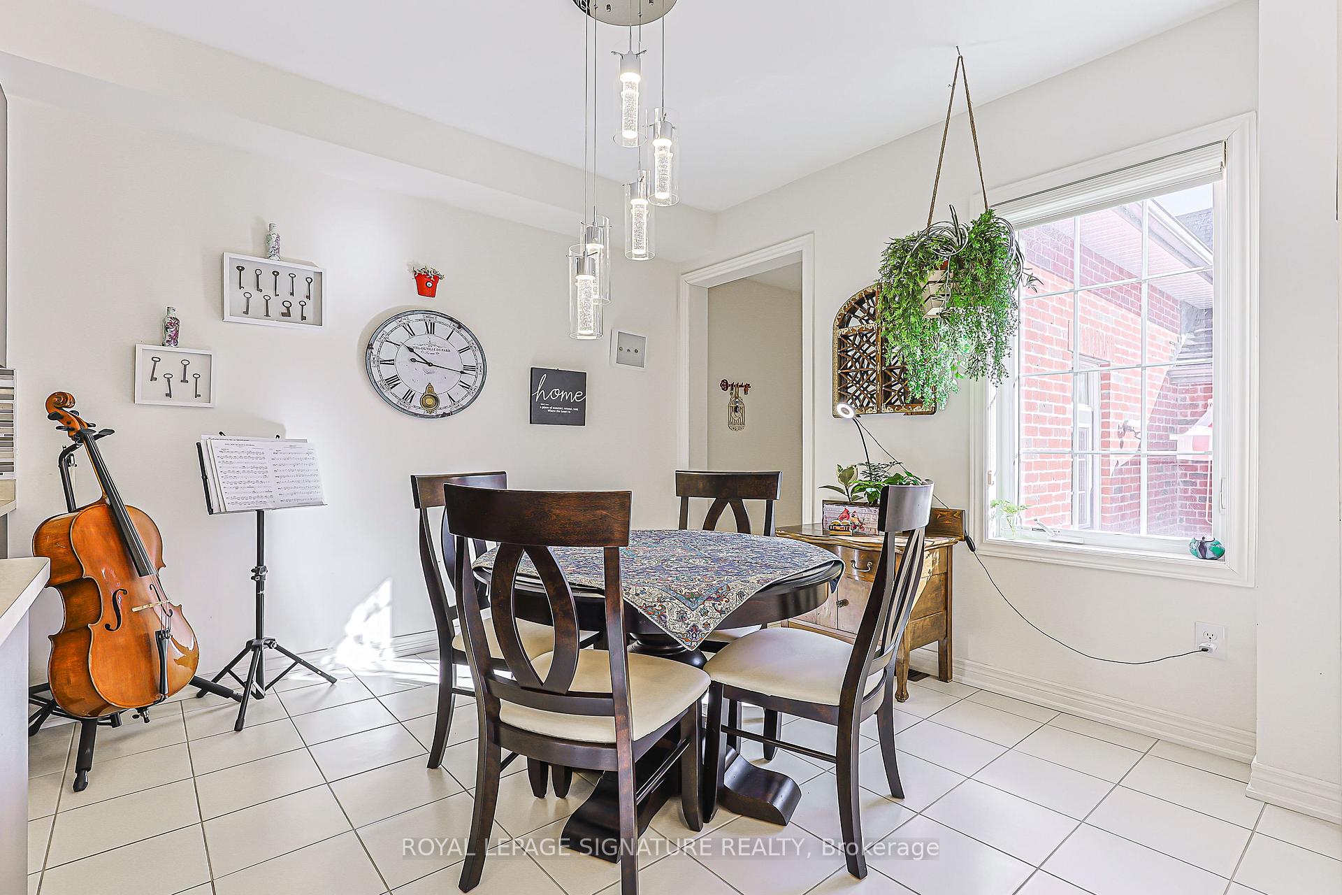 Photo 16 of 27 Beechborough Crescent, East Gwillimbury, Sharon — HOMEH