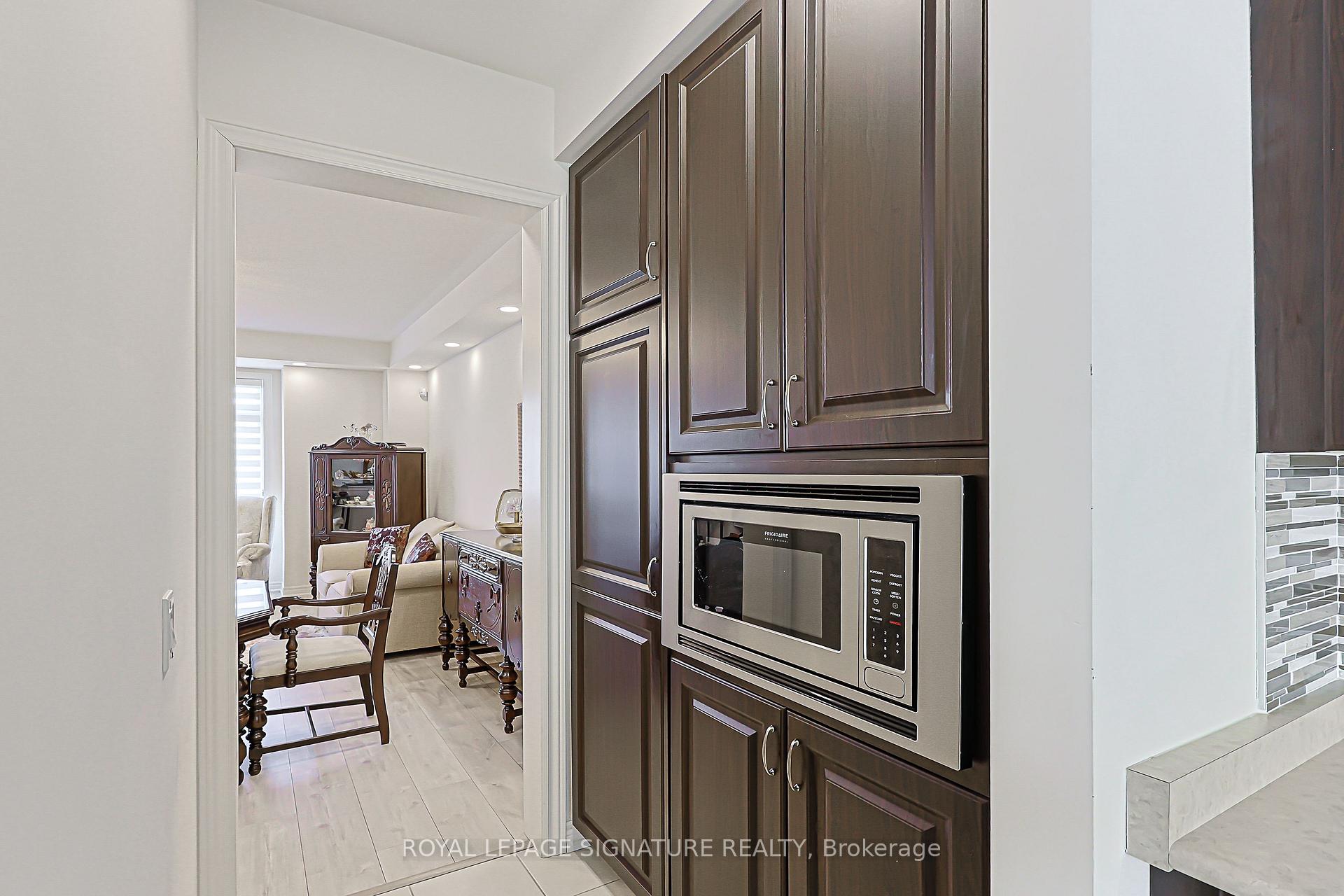 Photo 22 of 27 Beechborough Crescent, East Gwillimbury, Sharon — HOMEH