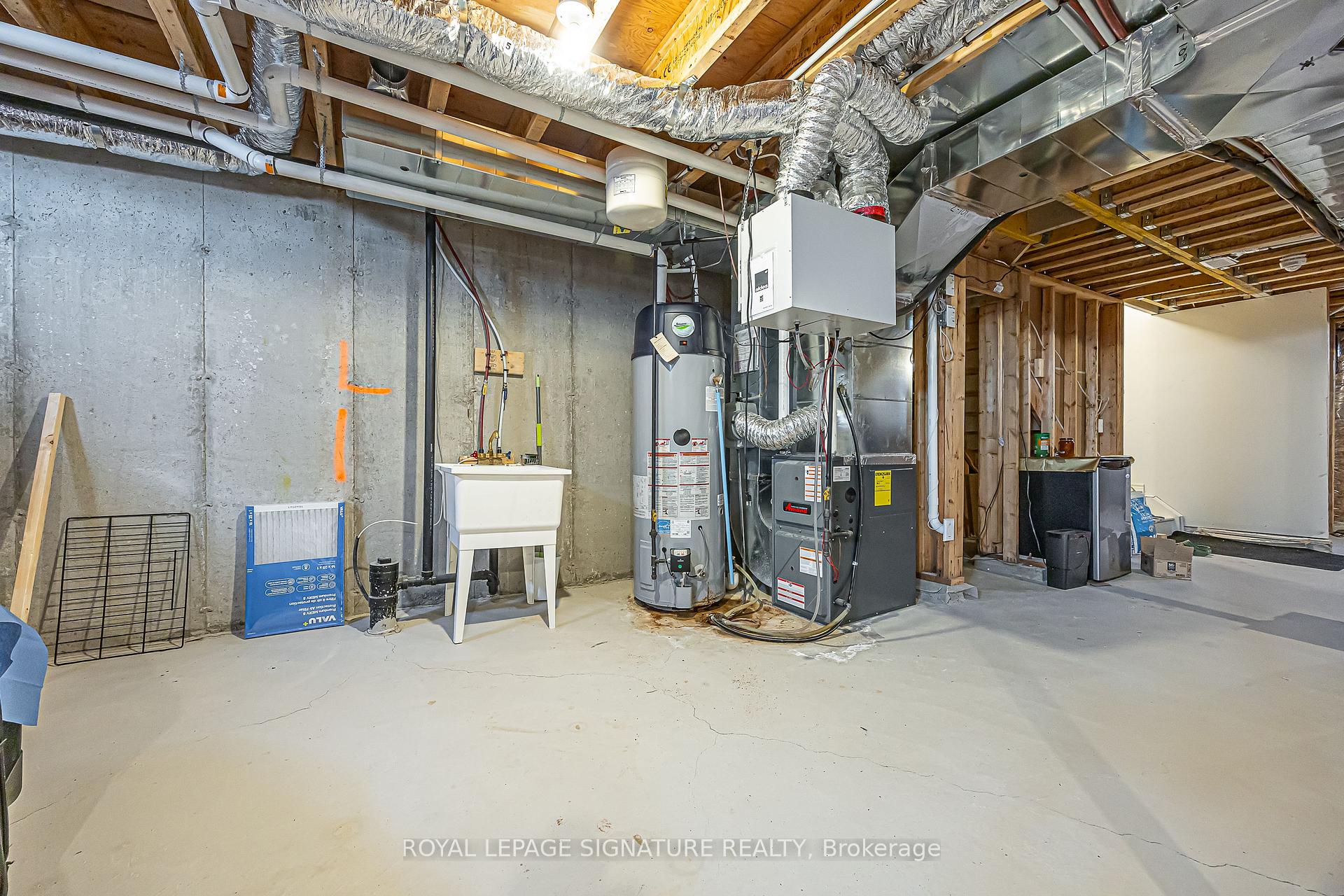 Photo 42 of 27 Beechborough Crescent, East Gwillimbury, Sharon — HOMEH