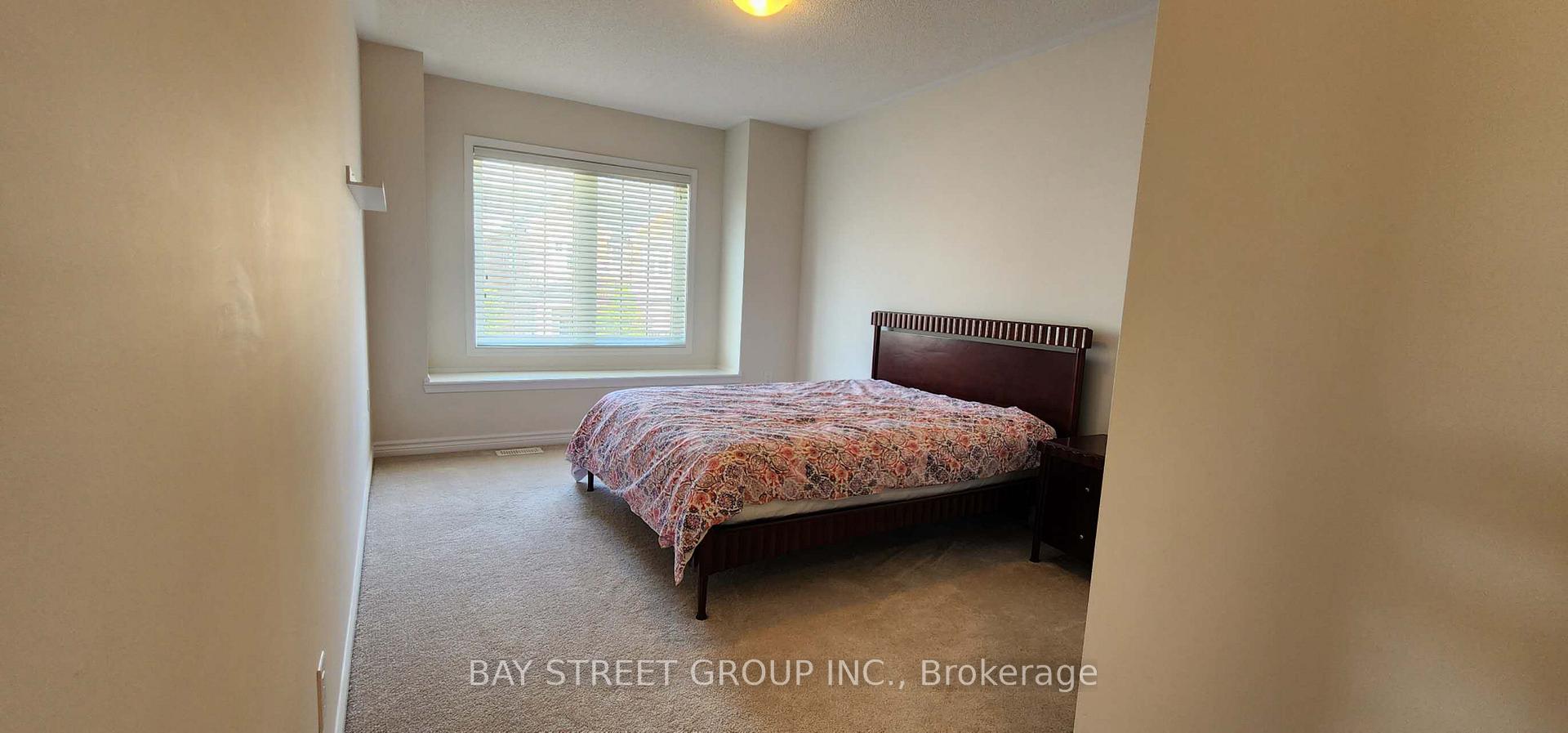 Photo 17 of 246 Degraaf Crescent, Aurora, Rural Aurora — HOMEH