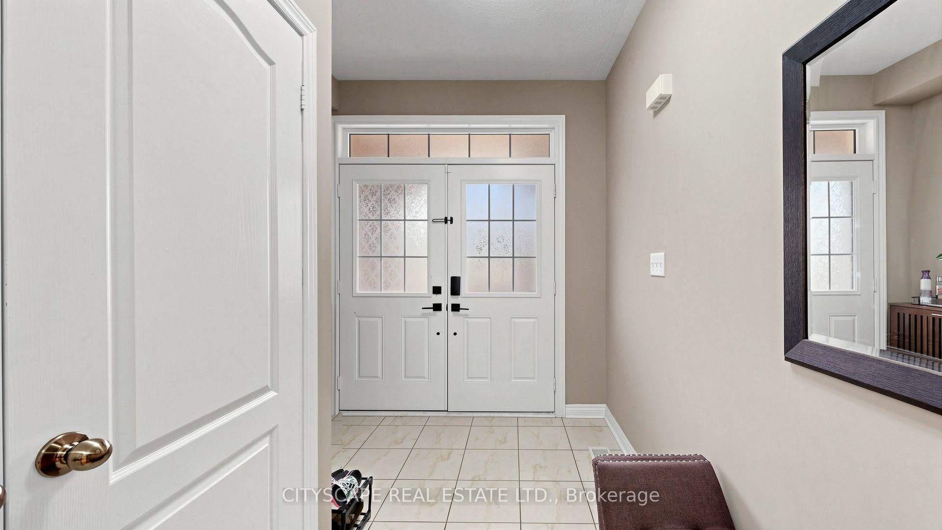 Photo 16 of 47 Goodsway Trail, Brampton, Northwest Brampton — HOMEH