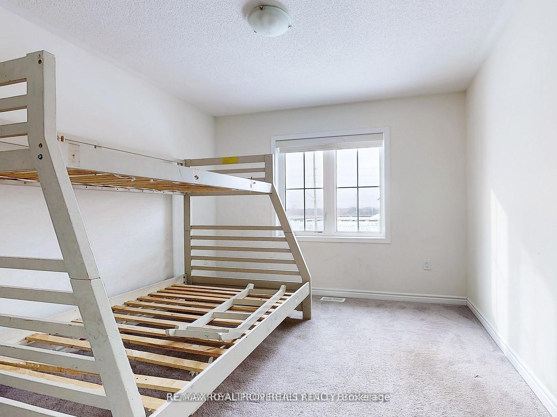 Photo 30 of 103 Westfield Drive, Whitby, Rural Whitby — HOMEH