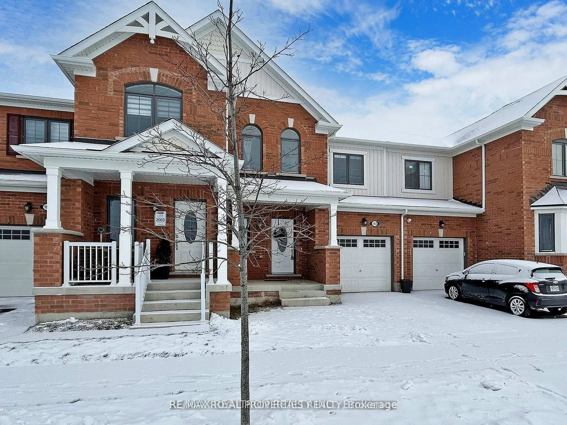Photo 3 of 103 Westfield Drive, Whitby, Rural Whitby — HOMEH