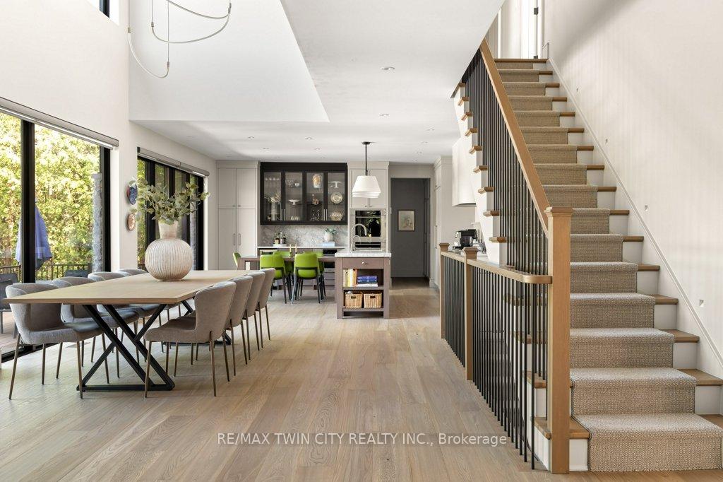 Photo 5 of 26 Golfview Place, Kitchener, Uptown West — HOMEH