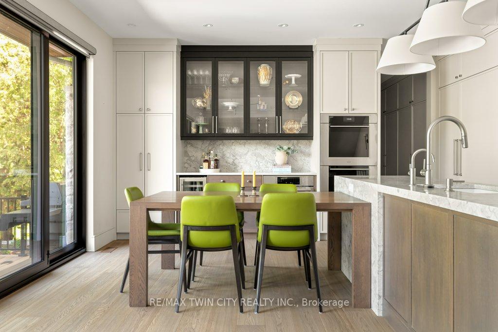 Photo 8 of 26 Golfview Place, Kitchener, Uptown West — HOMEH