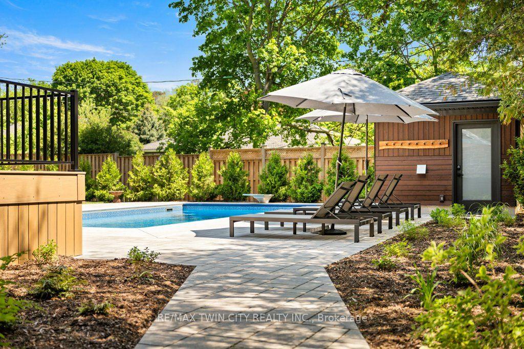 Photo 34 of 26 Golfview Place, Kitchener, Uptown West — HOMEH
