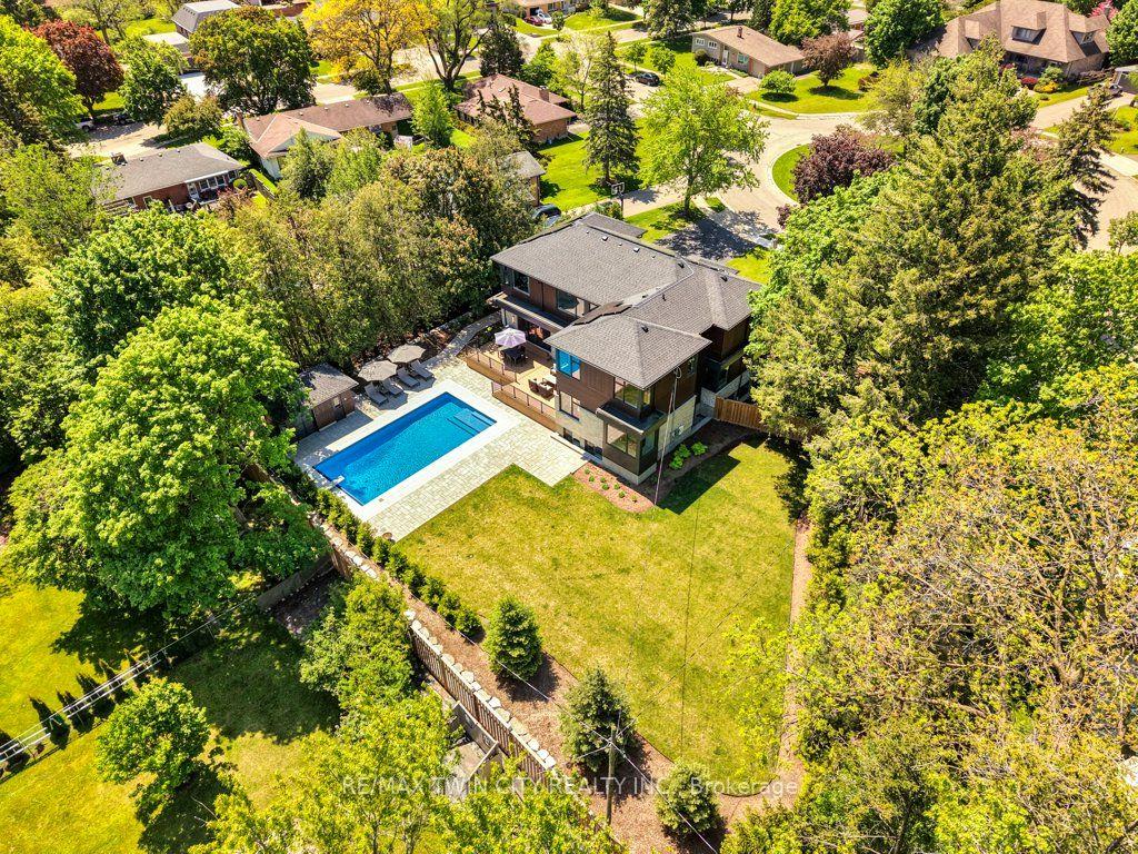 Photo 43 of 26 Golfview Place, Kitchener, Uptown West — HOMEH
