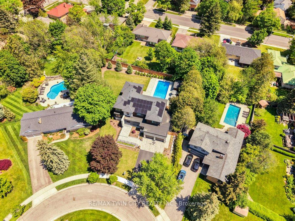 Photo 44 of 26 Golfview Place, Kitchener, Uptown West — HOMEH