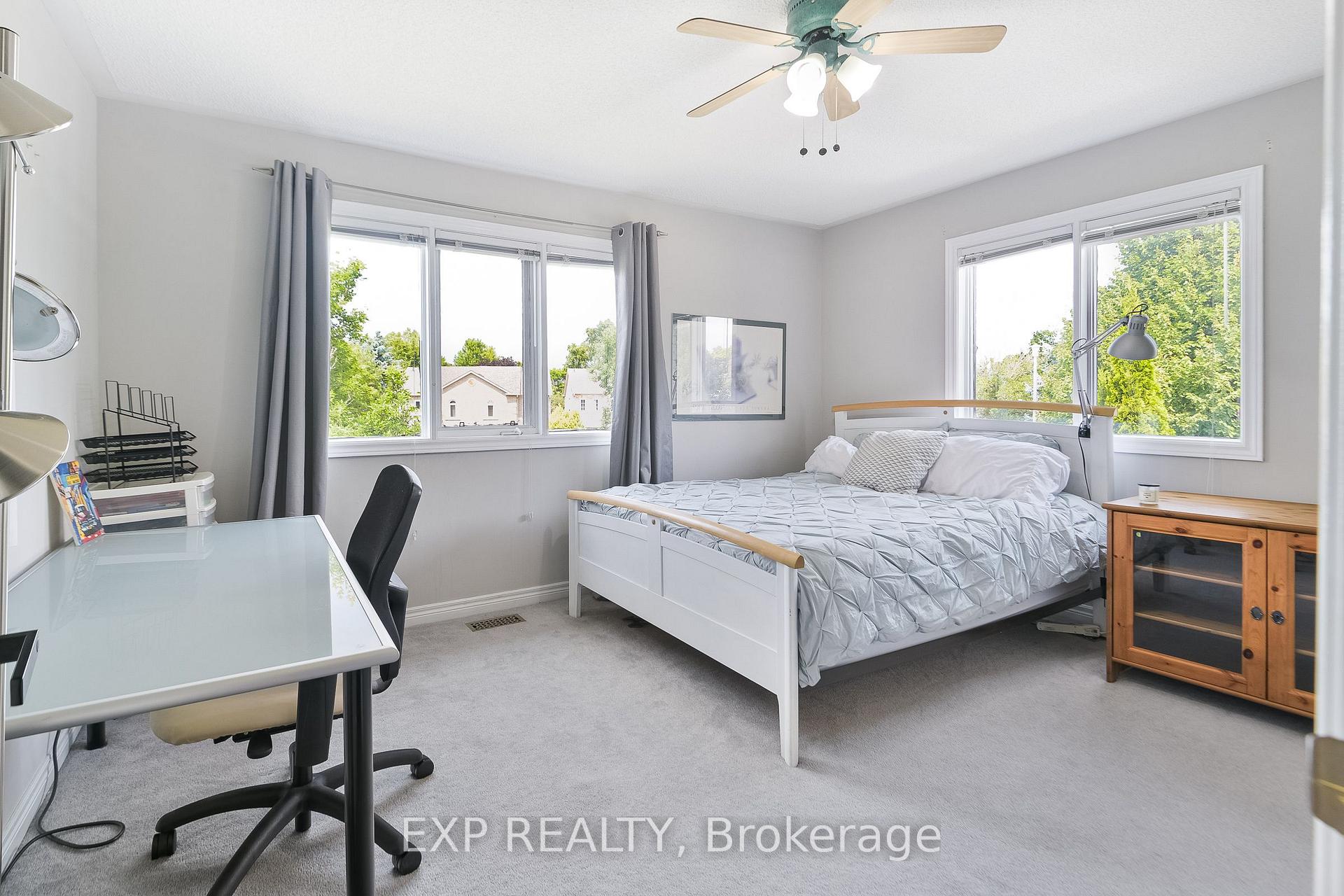 Photo 22 of 29 Batson Drive, Aurora, Aurora Village — HOMEH