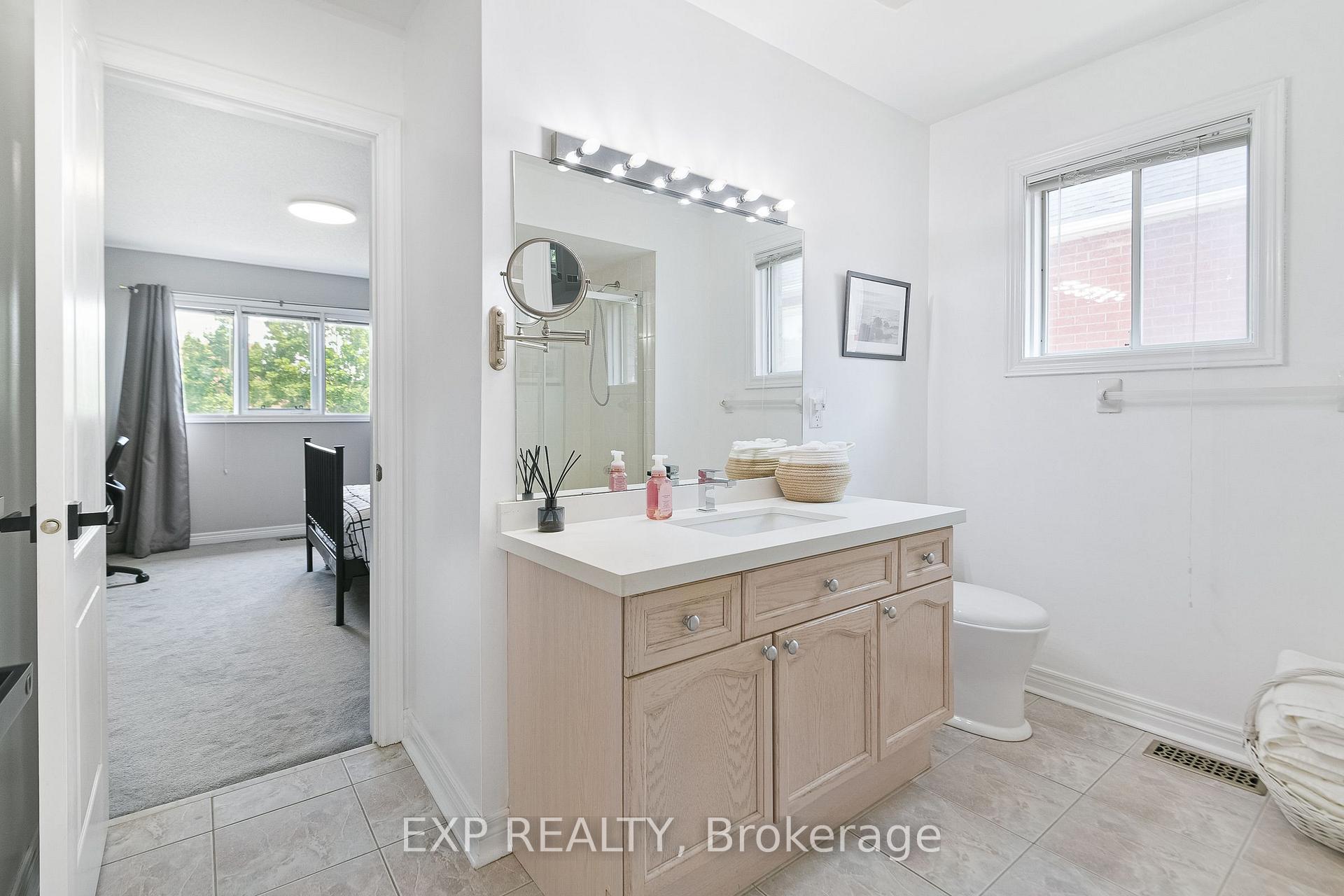 Photo 25 of 29 Batson Drive, Aurora, Aurora Village — HOMEH