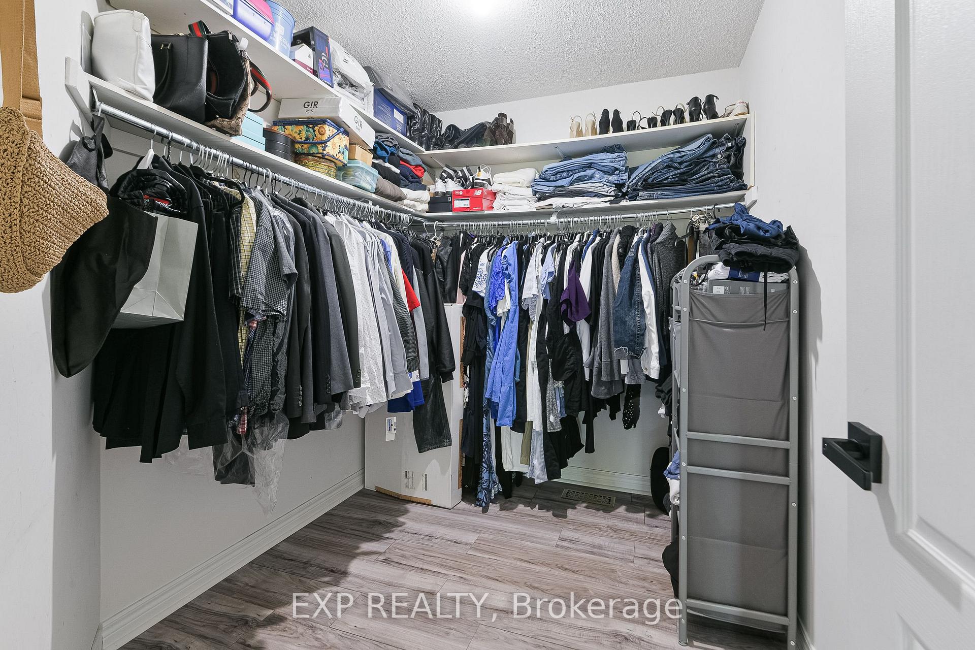 Photo 29 of 29 Batson Drive, Aurora, Aurora Village — HOMEH