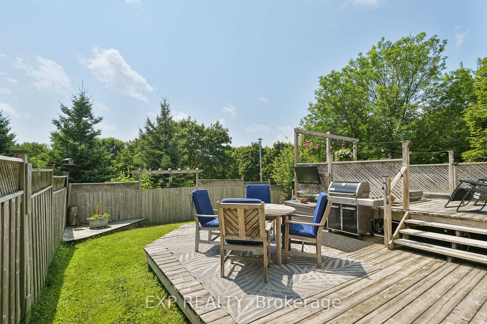 Photo 39 of 29 Batson Drive, Aurora, Aurora Village — HOMEH
