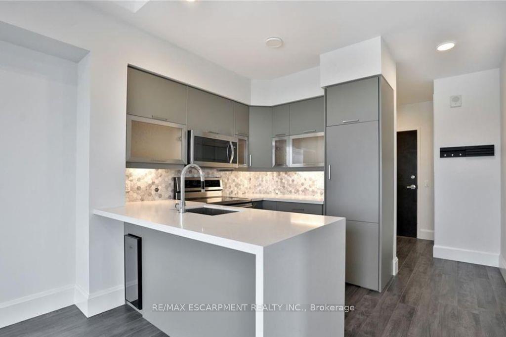 Photo 10 of Unit 1105, 112 King Street E, Hamilton, Beasley — HOMEH