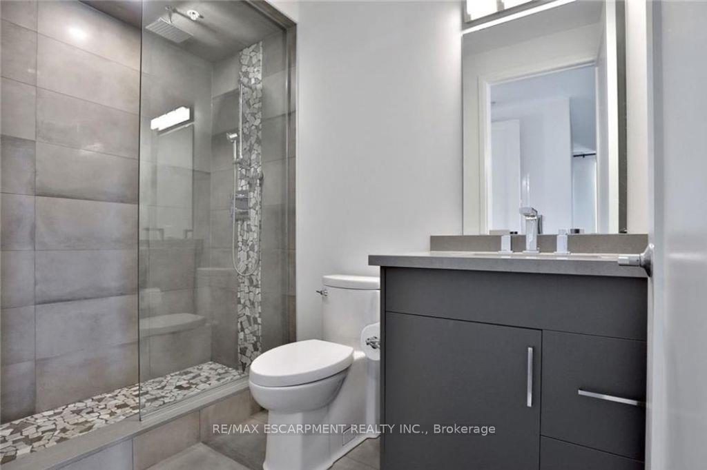 Photo 16 of Unit 1105, 112 King Street E, Hamilton, Beasley — HOMEH