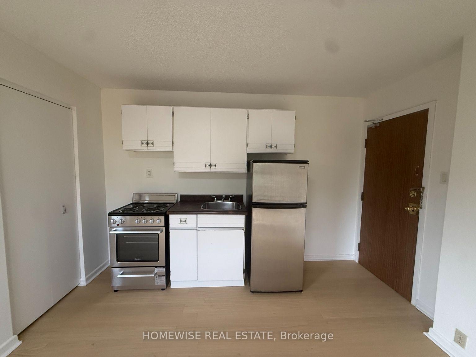 Photo 7 of Unit 301, 5 High Park Boulevard, Toronto, High Park-Swansea — HOMEH