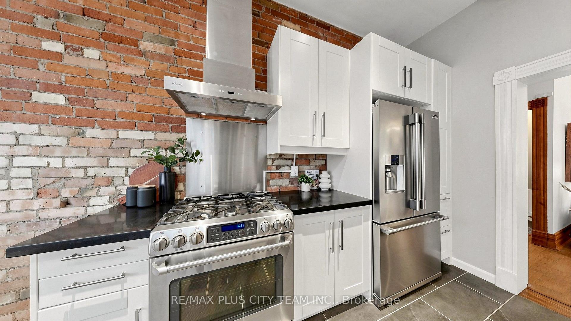 Photo 32 of 201 Seaton Street, Toronto, Cabbagetown-South St. James Town — HOMEH