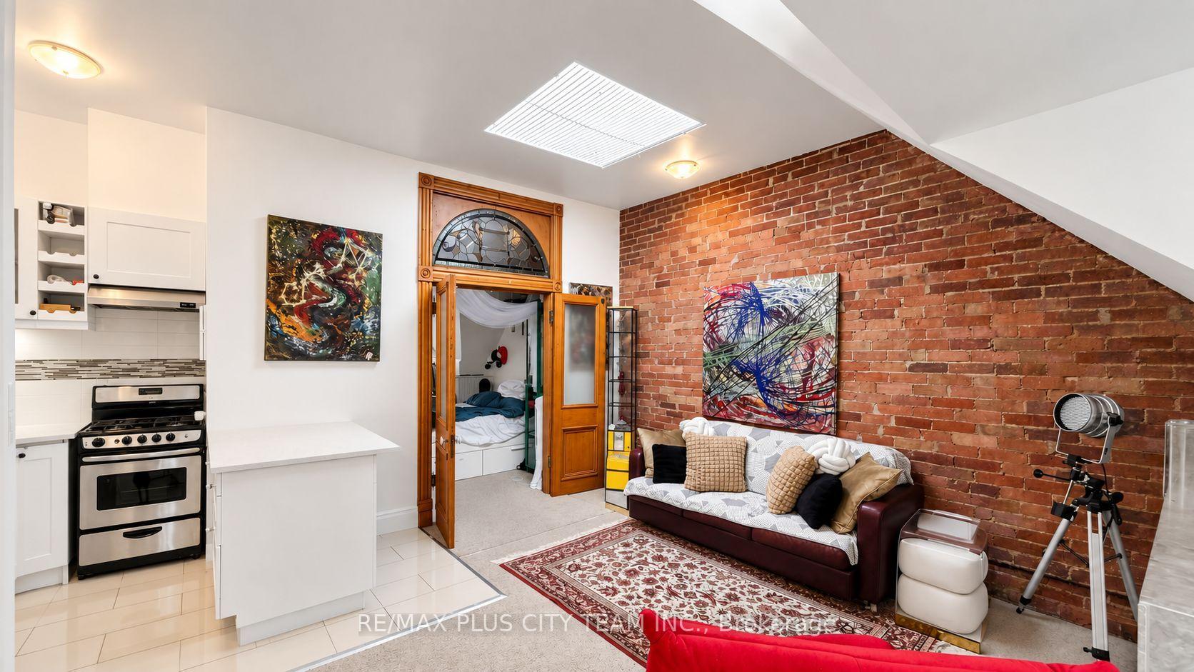 Photo 61 of 201 Seaton Street, Toronto, Cabbagetown-South St. James Town — HOMEH