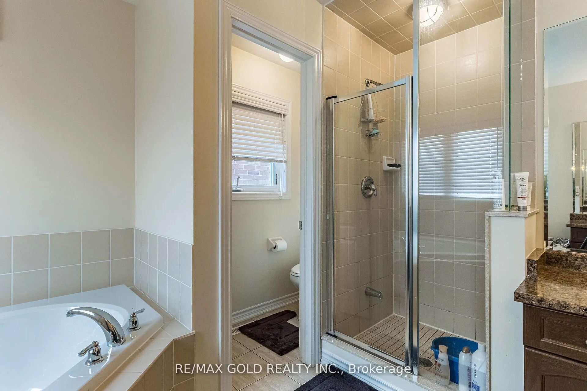 Photo 27 of 4 Mistletoe Place, Brampton, Credit Valley — HOMEH
