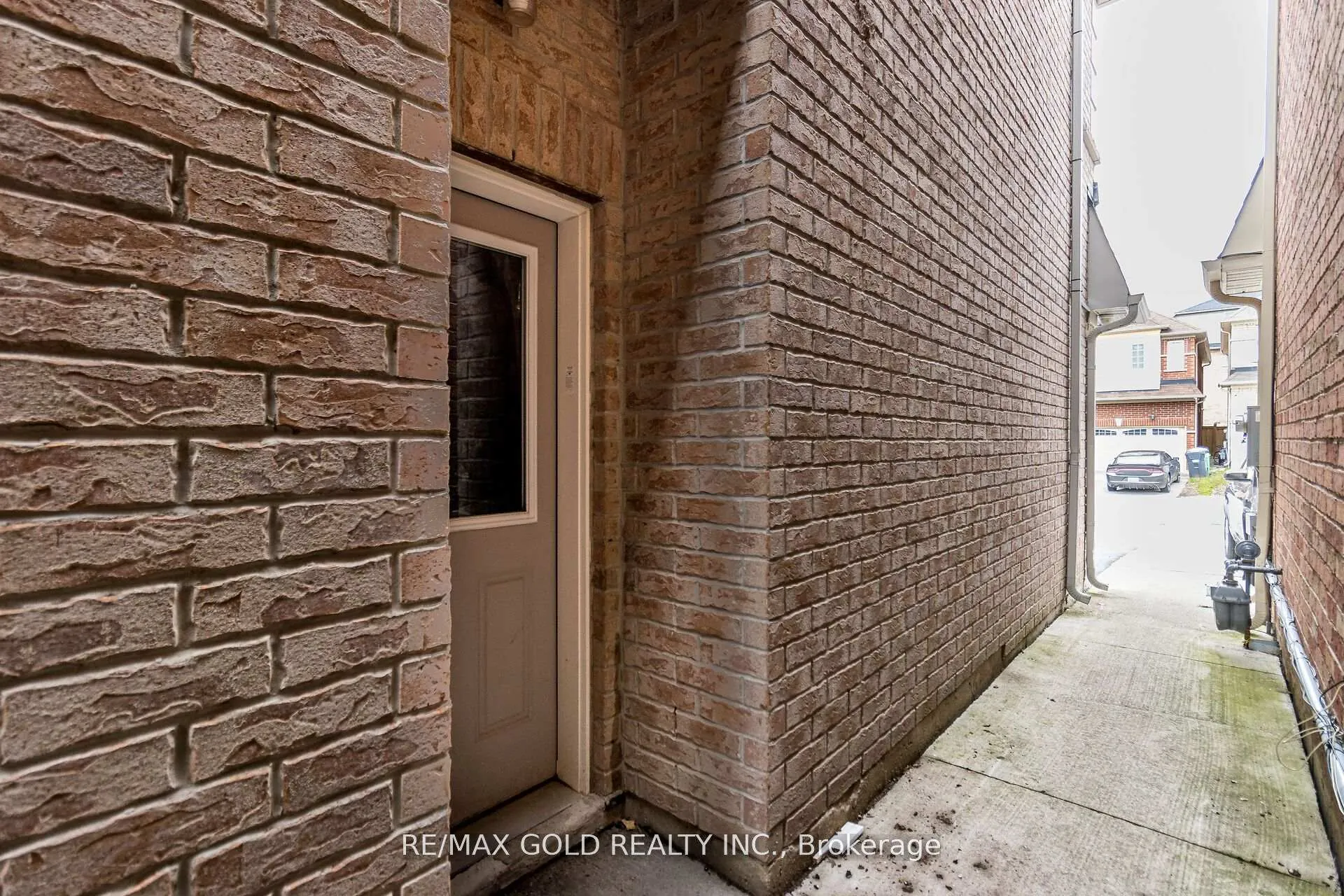 Photo 50 of 4 Mistletoe Place, Brampton, Credit Valley — HOMEH