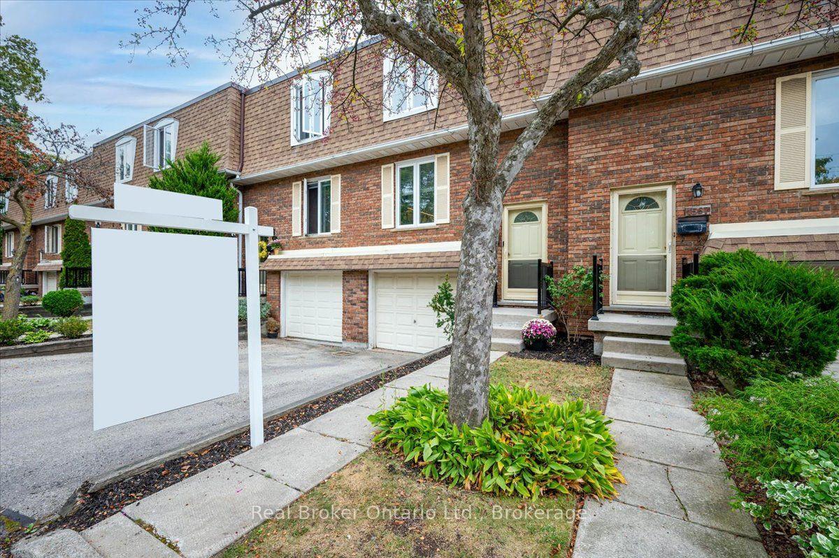 Photo 7 of 1569 Westminster Place, Burlington, Mountainside — HOMEH