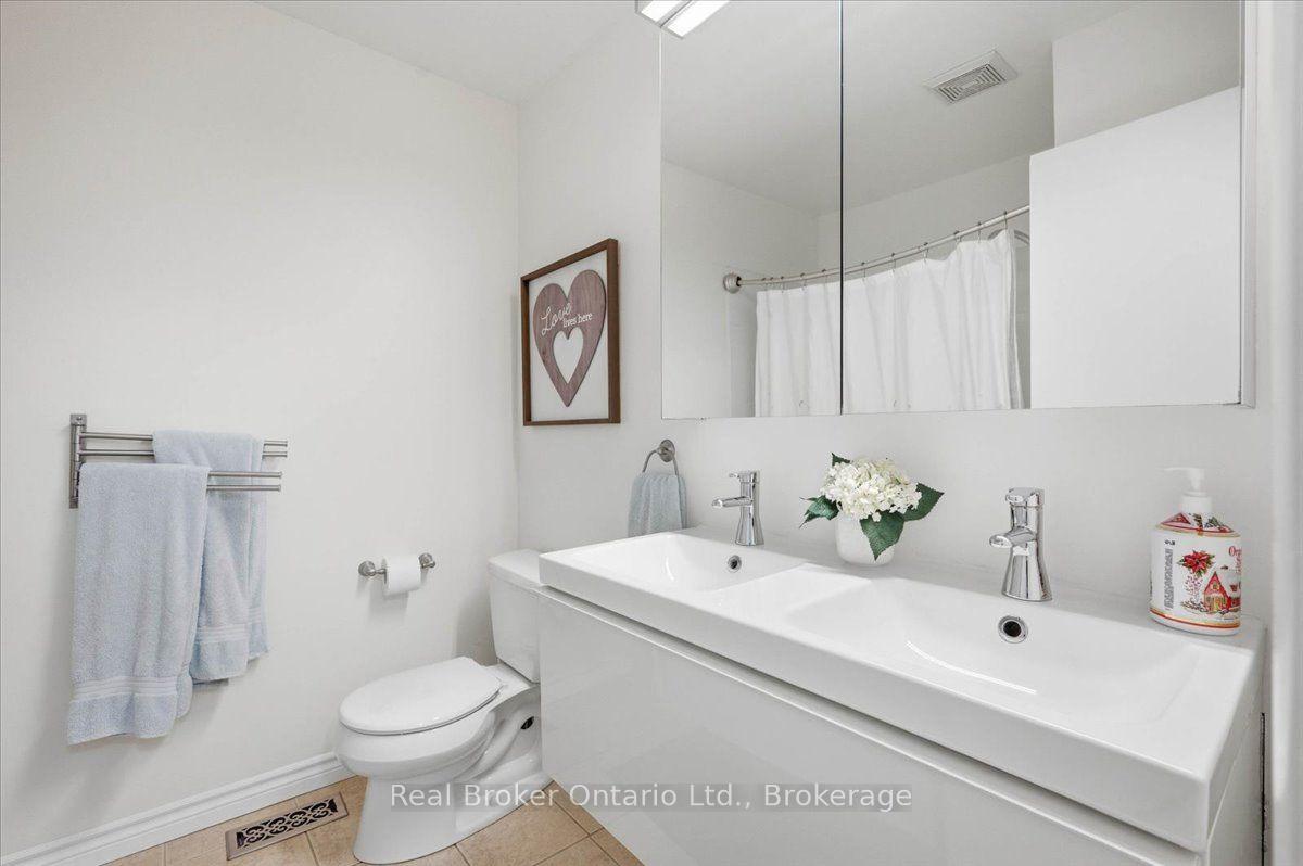 Photo 22 of 1569 Westminster Place, Burlington, Mountainside — HOMEH