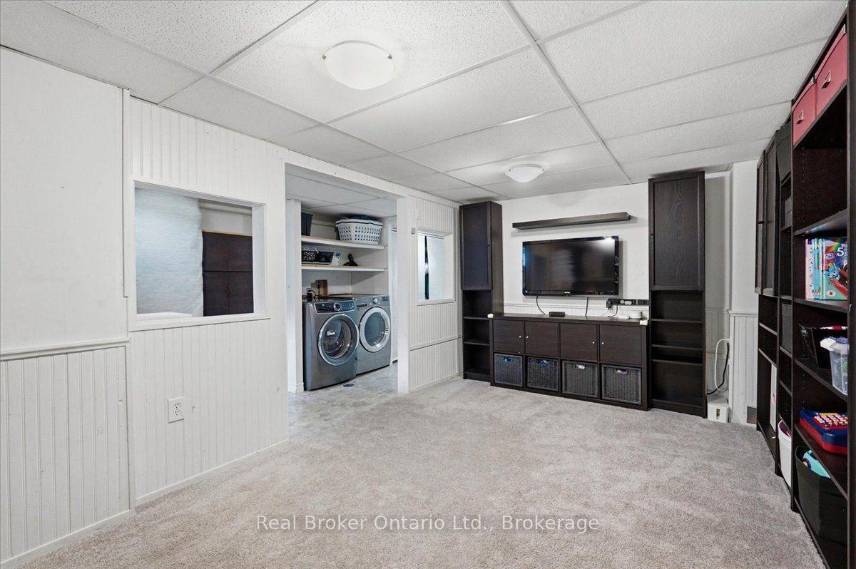 Photo 30 of 1569 Westminster Place, Burlington, Mountainside — HOMEH