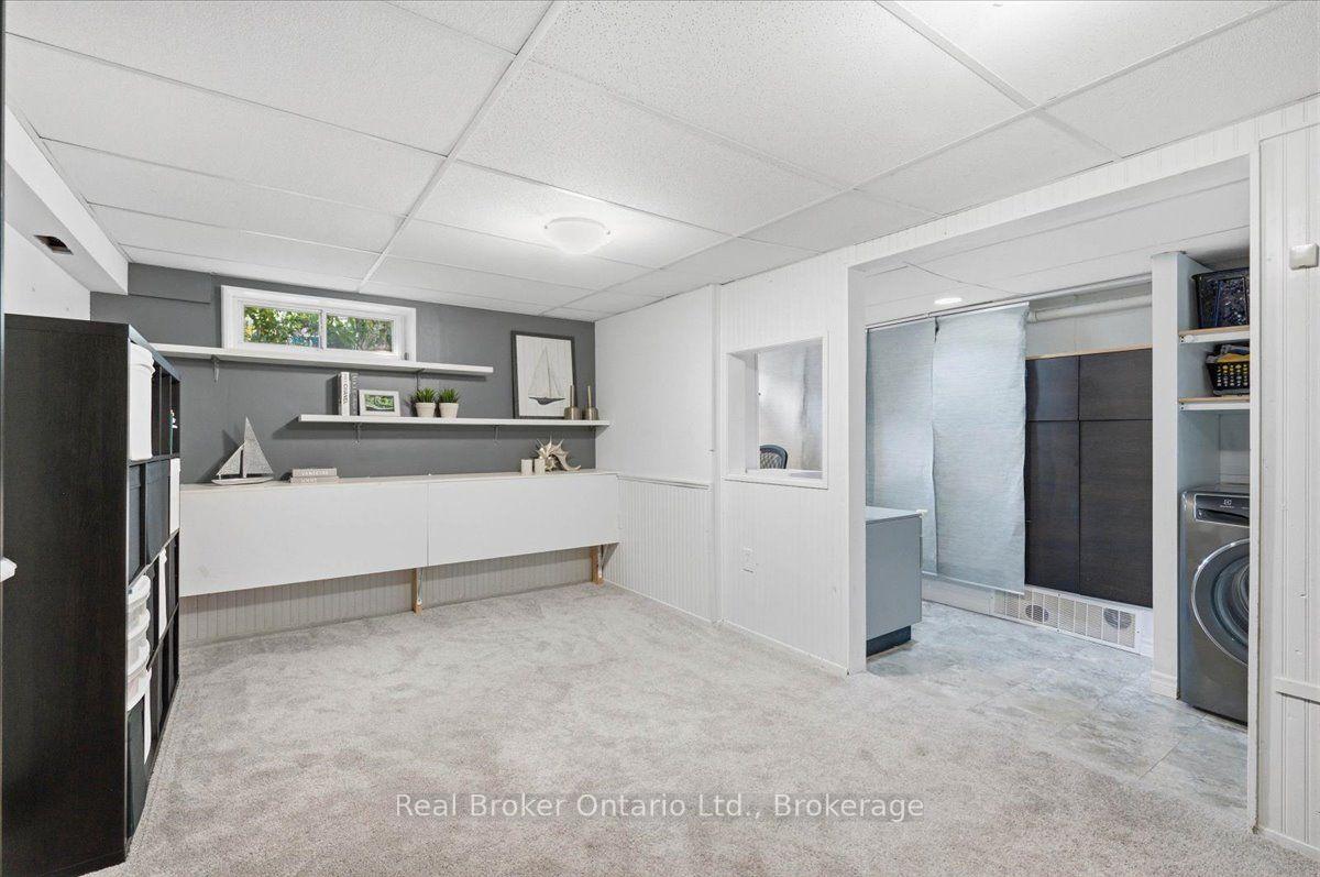 Photo 31 of 1569 Westminster Place, Burlington, Mountainside — HOMEH