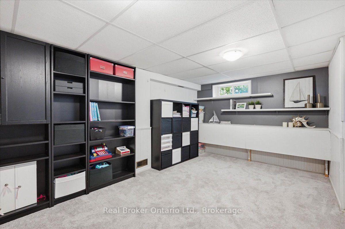 Photo 32 of 1569 Westminster Place, Burlington, Mountainside — HOMEH