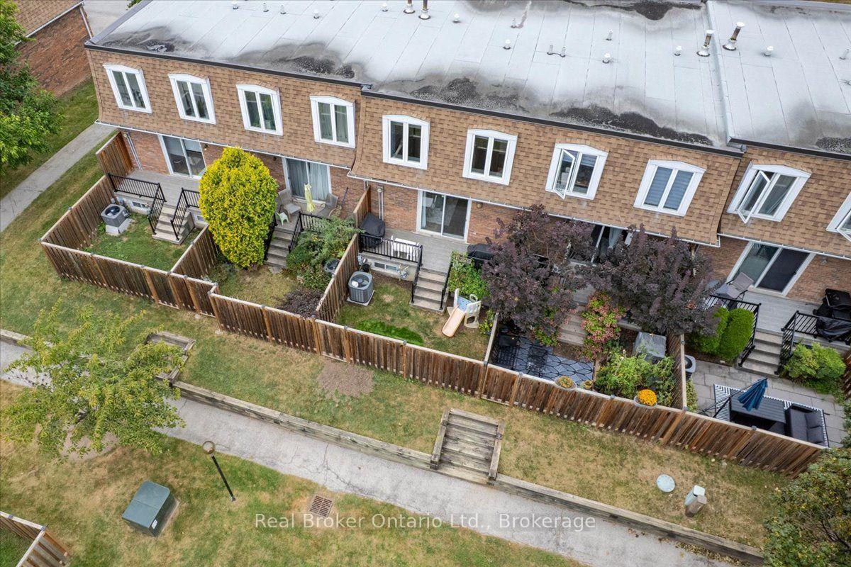 Photo 40 of 1569 Westminster Place, Burlington, Mountainside — HOMEH
