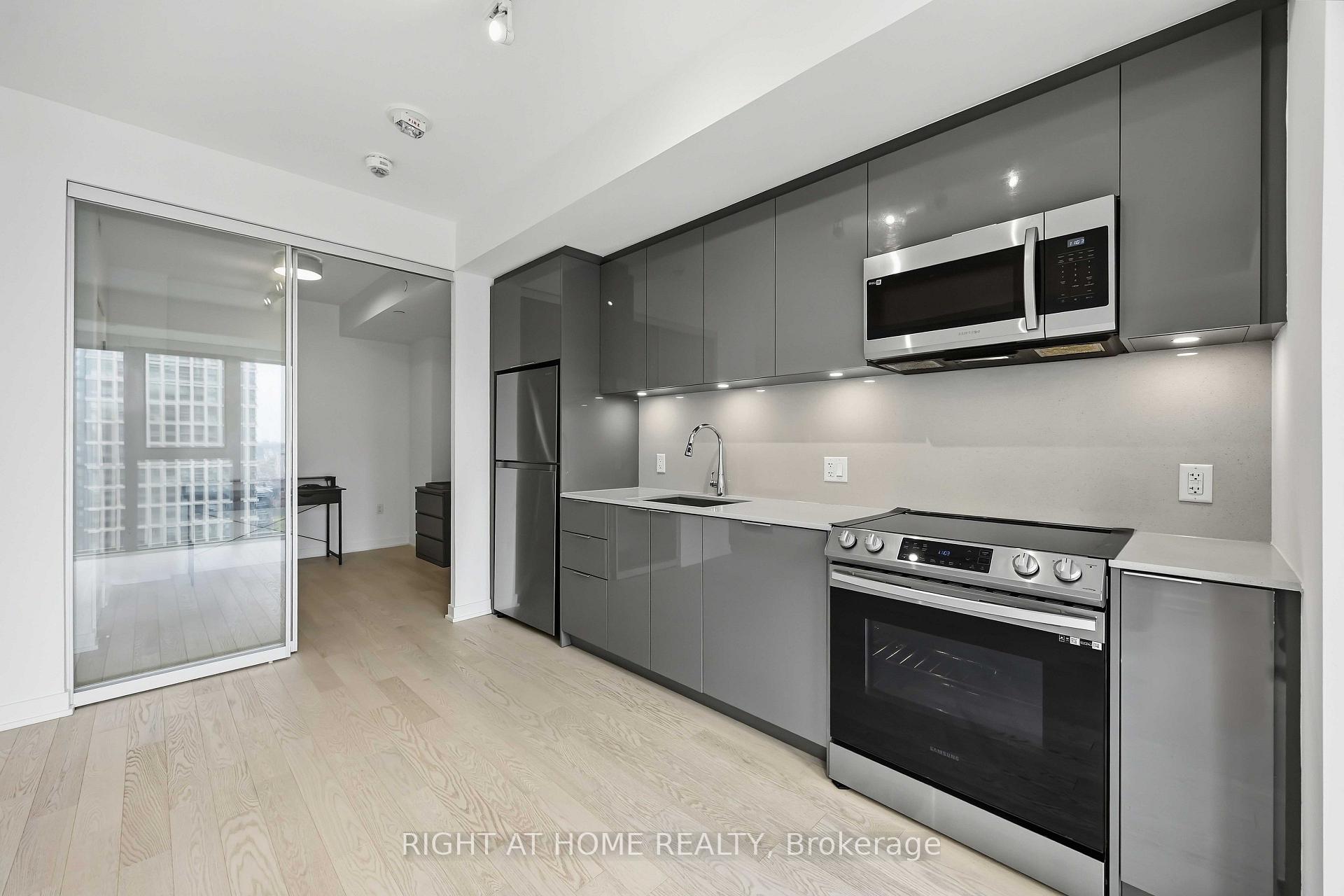 Photo 10 of Unit 2801, 357 King Street W, Toronto, Waterfront Communities — HOMEH