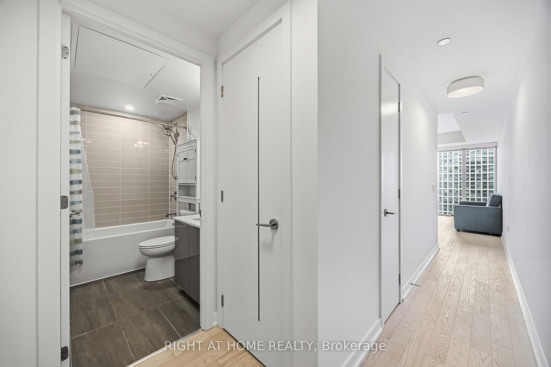Photo 16 of Unit 2801, 357 King Street W, Toronto, Waterfront Communities — HOMEH