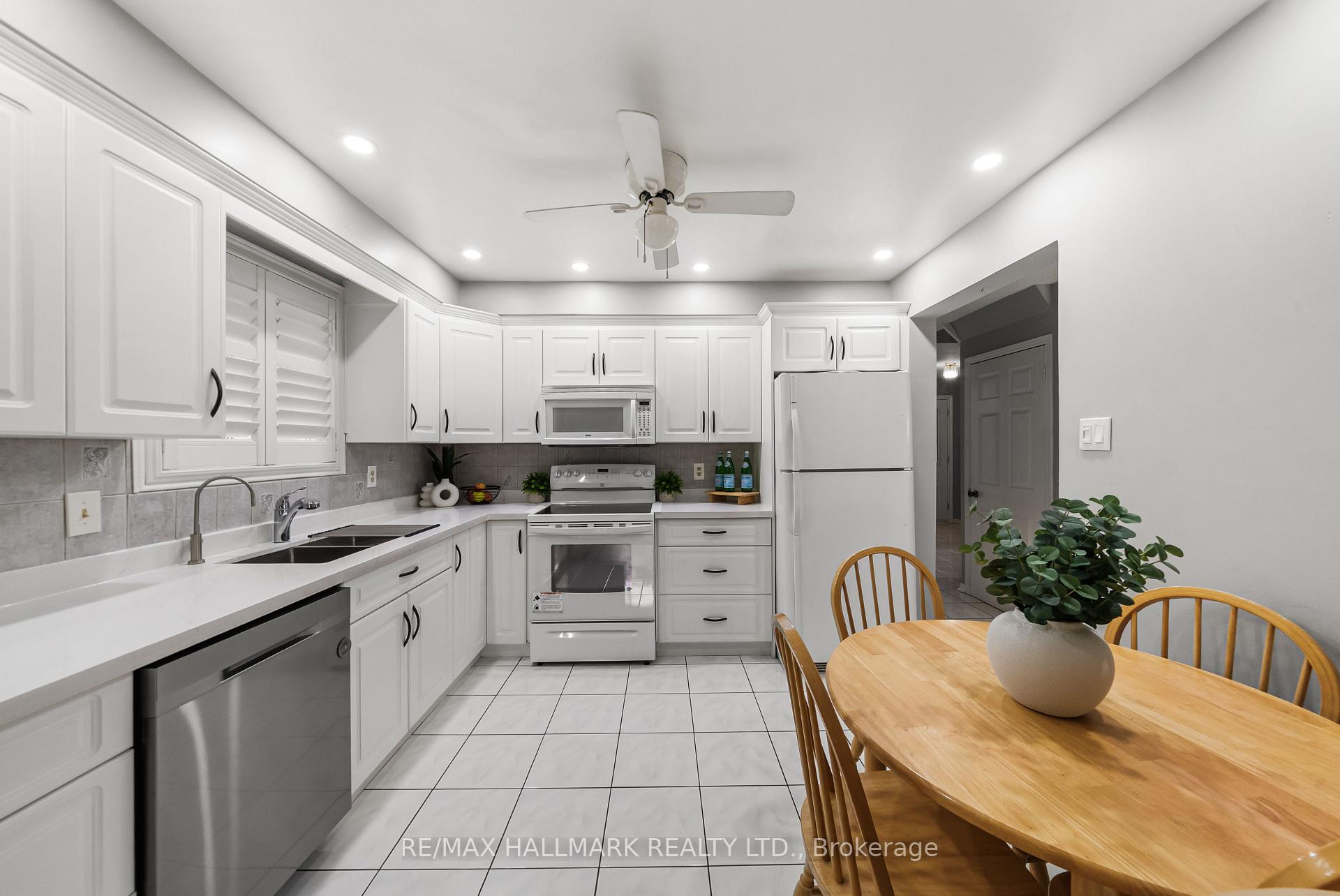 Photo 22 of 1322 Redwood Lane, Pickering, Liverpool — HOMEH
