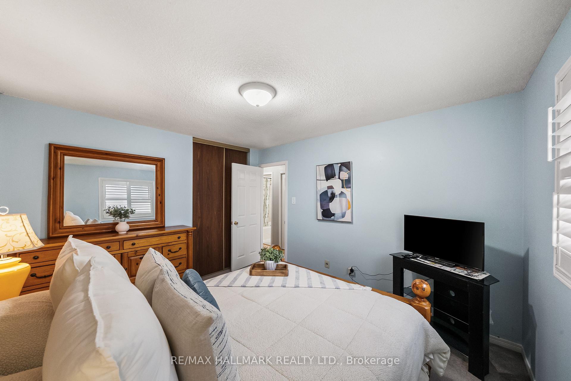 Photo 31 of 1322 Redwood Lane, Pickering, Liverpool — HOMEH