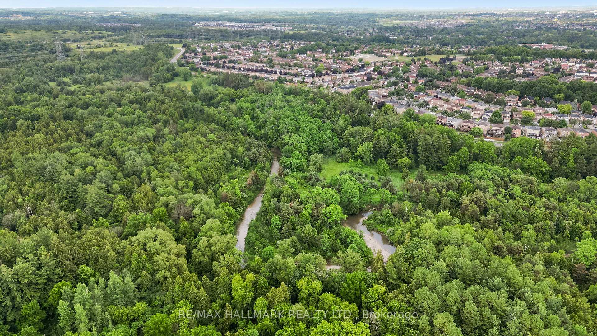 Photo 46 of 1322 Redwood Lane, Pickering, Liverpool — HOMEH