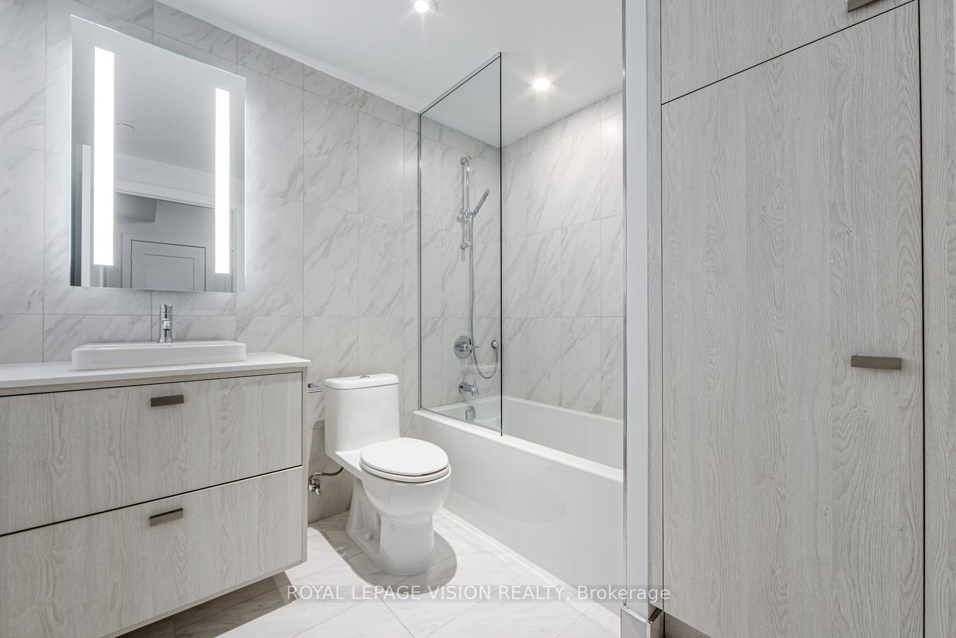 Photo 10 of Unit 1209, 480 Front St Street, Toronto, Waterfront Communities — HOMEH