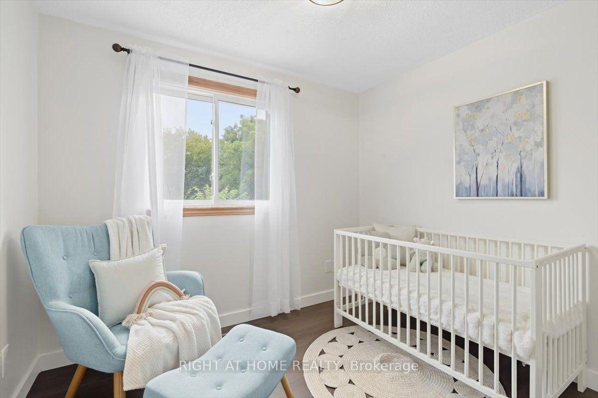 Photo 21 of 31 Prout Drive, Clarington, Bowmanville — HOMEH