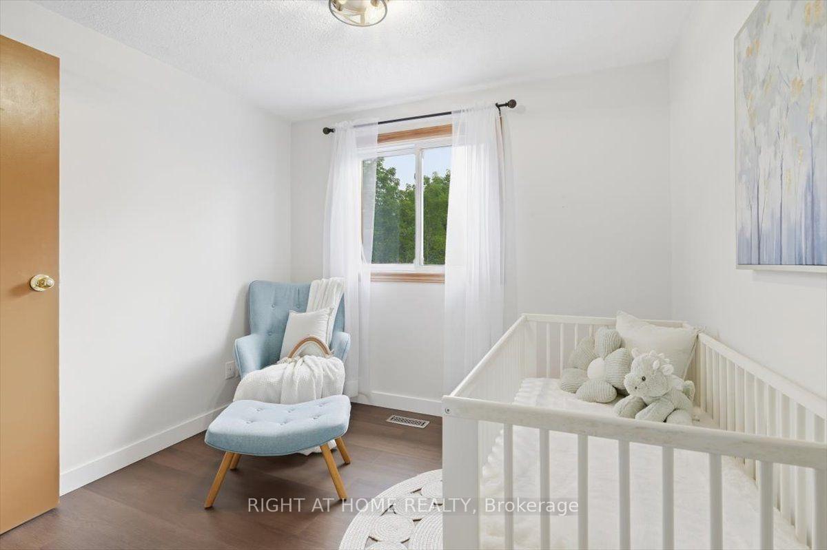 Photo 22 of 31 Prout Drive, Clarington, Bowmanville — HOMEH